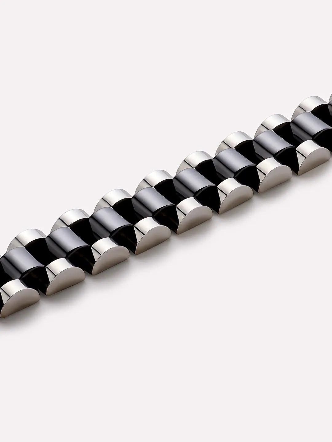 Silver/Black Ceramic